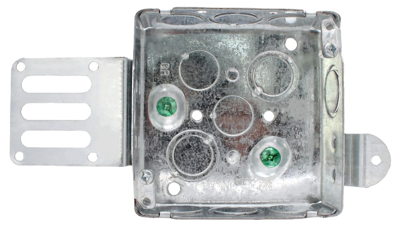 Material: Galvanized Steel, 4” Square Boxes, raised ground screw, Concentric knockouts, “SSX” bracket, 71/2” sides KOS, 4 1/2” bottom KOS, 33/4” sides KOS, 23/4” bottom