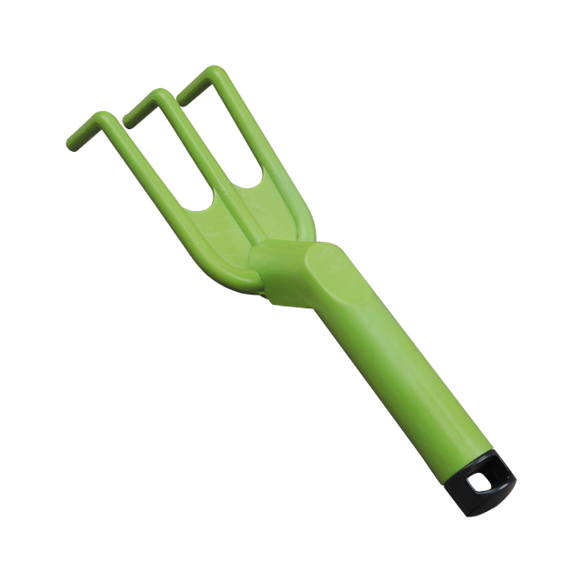 3 teeth rake
Plastic body