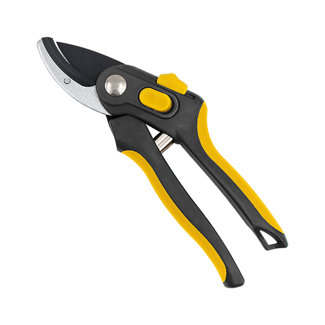 Extra comfort and ergonomic secateurs with angled cutting head to give wood an accurate cut.
Easy to reach lock for single hand operation.
Non-stick coated blades.