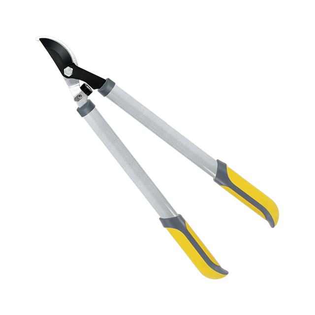 Low-friction blade coating makes cuts smooth.
Aluminum alloy ergonomic handle.
Softgrip and beside lock touchpoints for comfort and control.