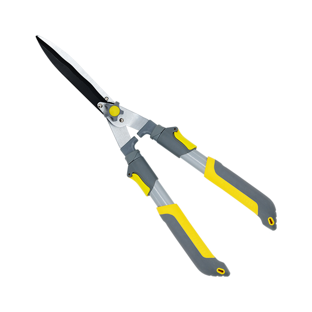 Low-friction blade coating makes cuts smooth.
Telescopic steel ergonomic handle.
Softgrip and beside lock touchpoints for comfort and control.