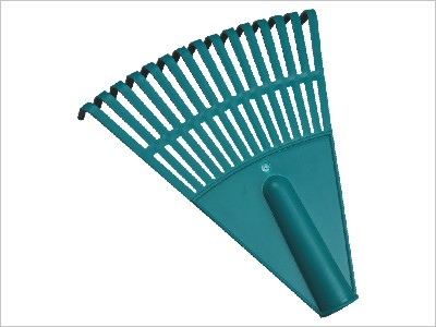 Fan Rake
Plastic
15 teeth