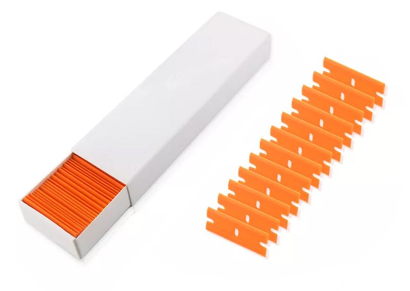 Replaceable Plastic Razor Blade